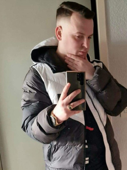 M�t�, 34 �ves t�rskeres� f�rfi, Kiskunhalas