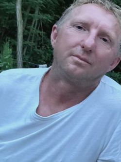 Feri, 51 éves társkereső férfi, Ladánybene