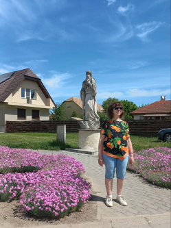Rita, 65 �ves t�rskeres� n�, Si�fok