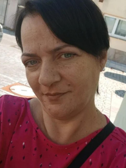 M�ria, 54 �ves t�rskeres� n�, Ny�regyh�za