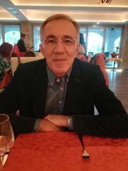Ferenc, 63 �ves t�rskeres� f�rfi, Budapest