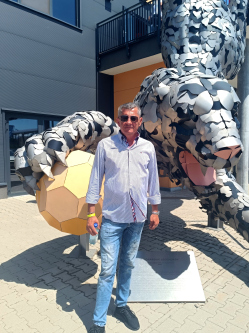 Jani, 54 �ves t�rskeres� f�rfi, Sarkad