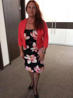 Inci, 71 �ves t�rskeres� n�, Galgah�v�z