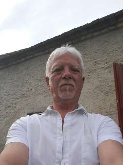 Jozsef, 69 �ves t�rskeres� f�rfi, Tapolca