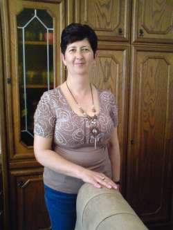 Marianna, 60 �ves t�rskeres� n�, �zd