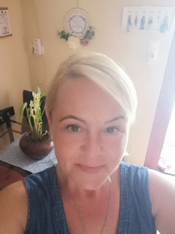 Anik�, 44 �ves t�rskeres� n�, Kiskunmajsa