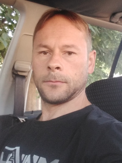 Zolt�n, 45 �ves t�rskeres� f�rfi, Kiskunmajsa