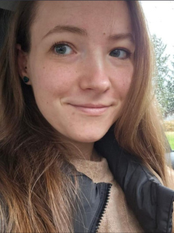 Lili, 21 �ves t�rskeres� n�, Eger