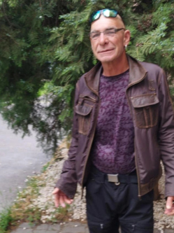 J�zsef, 56 �ves t�rskeres� f�rfi, Tatab�nya