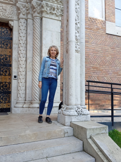 Anna, 59 �ves t�rskeres� n�, Dorog