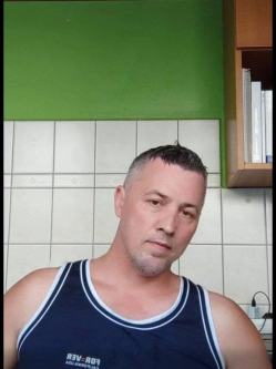 Zsolt, 54 �ves t�rskeres� f�rfi, Keszthely