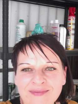 Be�ta, 46 �ves t�rskeres� n�, Kalocsa