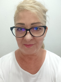 Ildik�, 57 �ves t�rskeres� n�, Marcali