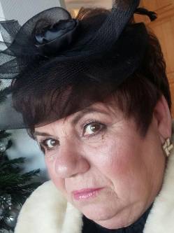 Val�ria, 77 �ves t�rskeres� n�, Perk�ta