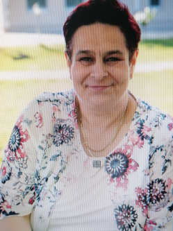 Ad�l, 52 �ves t�rskeres� n�, Ny�regyh�za