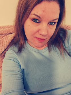 Csilla, 44 �ves t�rskeres� n�, Debrecen
