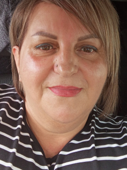 T�nde, 46 �ves t�rskeres� n�, T�k�l