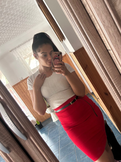 Diana, 30 �ves t�rskeres� n�, Als�regmec