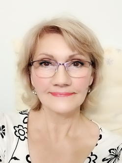 Katalin, 62 �ves t�rskeres� n�, Cegl�d