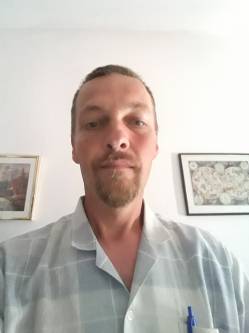 P�ter, 49 �ves t�rskeres� f�rfi, P�cs