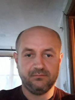 Tam�s, 50 �ves t�rskeres� f�rfi, Fels�rajk