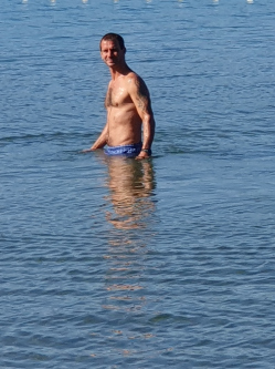 Imre, 44 �ves t�rskeres� f�rfi, Kunszentmikl�s