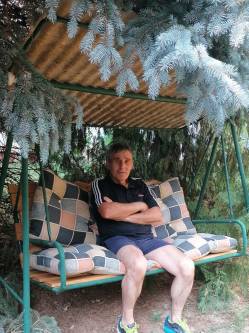 L�szl�, 72 �ves t�rskeres� f�rfi, K�ty