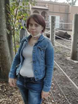 Kati, 36 �ves t�rskeres� n�, �sotthalom
