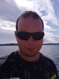 Csaba, 34 �ves t�rskeres� f�rfi, Doba