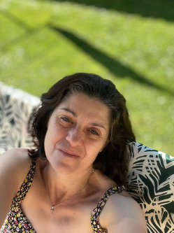 Erzsebet, 48 �ves t�rskeres� n�, Nagyberki