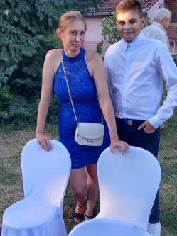 �gnes, 46 �ves t�rskeres� n�, Tiszak�cske