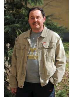 Ferenc, 61 �ves t�rskeres� f�rfi, B�k�s