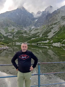 jozsi, 52 �ves t�rskeres� f�rfi, V�llaj