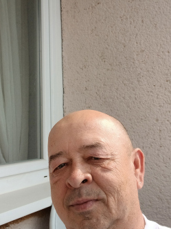 Laszlo, 54 éves társkereső férfi, Göd