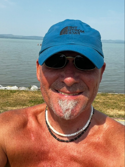 J�zsef, 66 �ves budapesti t�rskeres� f�rfi
