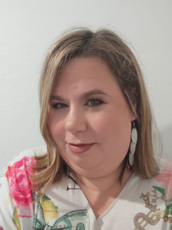 Anett, 39 �ves t�rskeres� n�, Mosonmagyar�v�r