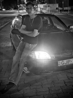 Dominik, 24 �ves t�rskeres� f�rfi, Cs�ny