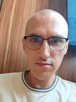 Feca, 36 �ves t�rskeres� f�rfi, Debrecen