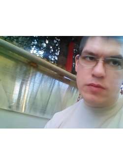 Roland, 44 �ves t�rskeres� f�rfi, L�rinci