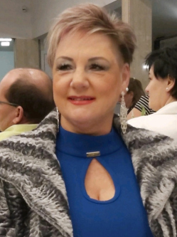 Kata, 59 �ves t�rskeres� n�, Gy�r