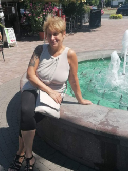 Katalin, 62 �ves t�rskeres� n�, Budapest