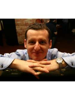 M�rk, 51 �ves t�rskeres� f�rfi, Budapest