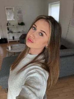 Gizella, 27 �ves t�rskeres� n�, Szombathely