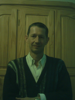 Marton, 71 �ves t�rskeres� f�rfi, Bajororsz�g