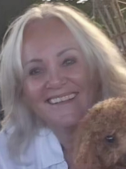 M�rta, 67 �ves t�rskeres� n�, Budakeszi