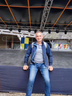 G�bor, 61 �ves t�rskeres� f�rfi, Debrecen