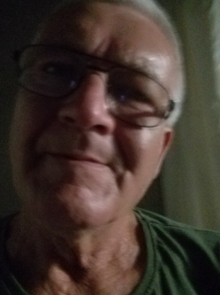 L�szlo, 68 �ves t�rskeres� f�rfi, Ajka