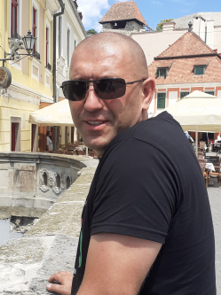 Zoli, 45 �ves t�rskeres� f�rfi, Kiskunhalas