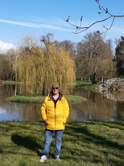 Tam�s, 73 �ves t�rskeres� f�rfi, Sz�kesfeh�rv�r