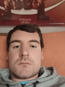 Attila, 27 �ves t�rskeres� f�rfi, Csongr�d